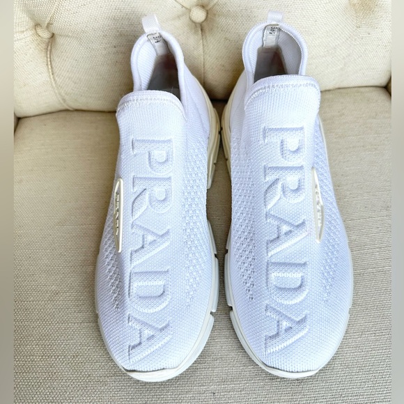 SOLD - PRADA Low Top White Knit Sneakers size 36.5 - With Logo. - Picture 3 of 5